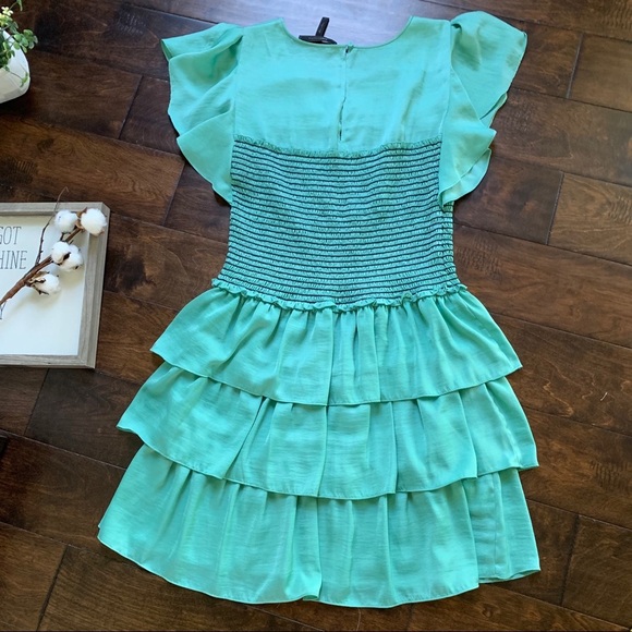 {BCBG} Larra Aqua Smocked Vintage Mini Dress Fit‎ Flare Ruffle Skirt Size Medium - Picture 7 of 7